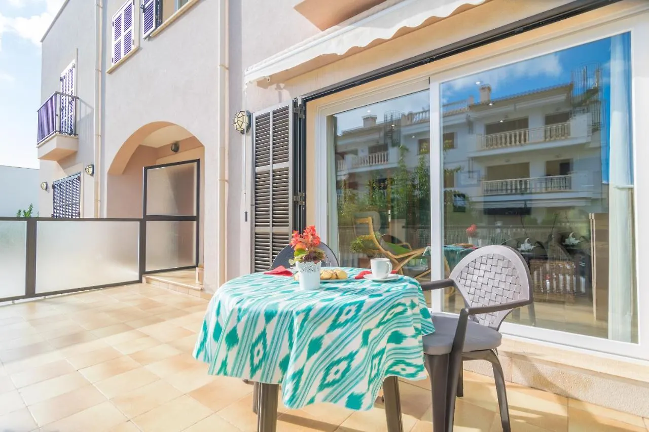 בקתה קולוניה סנט ג'ורדי Lluna Home ספרד